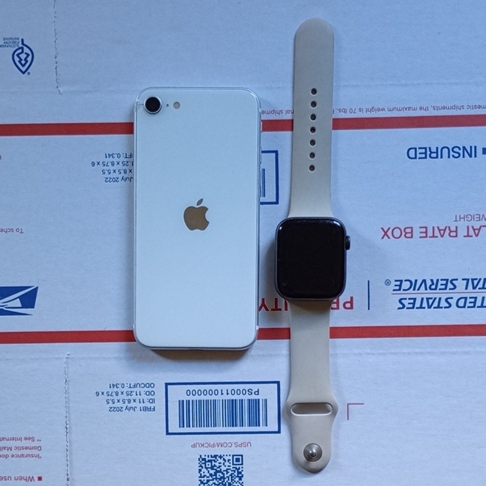Iphone SE 64 GB 2nd Generation & Apple Watch 5 Series Selling For Parts Only.